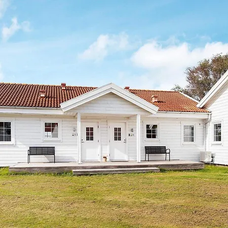 Holiday home Xii